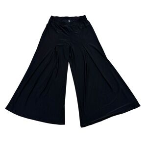 Ladies Fashque Studio Brand Black Cropped Wide Leg Pants Size Small